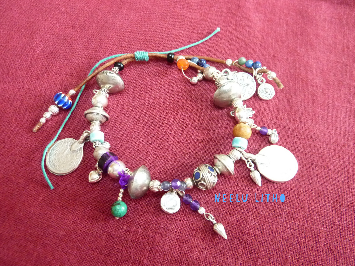 Bracelet tzigane - argent, perles ethniques, breloques et pierres semi-précieuses - pièce unique
