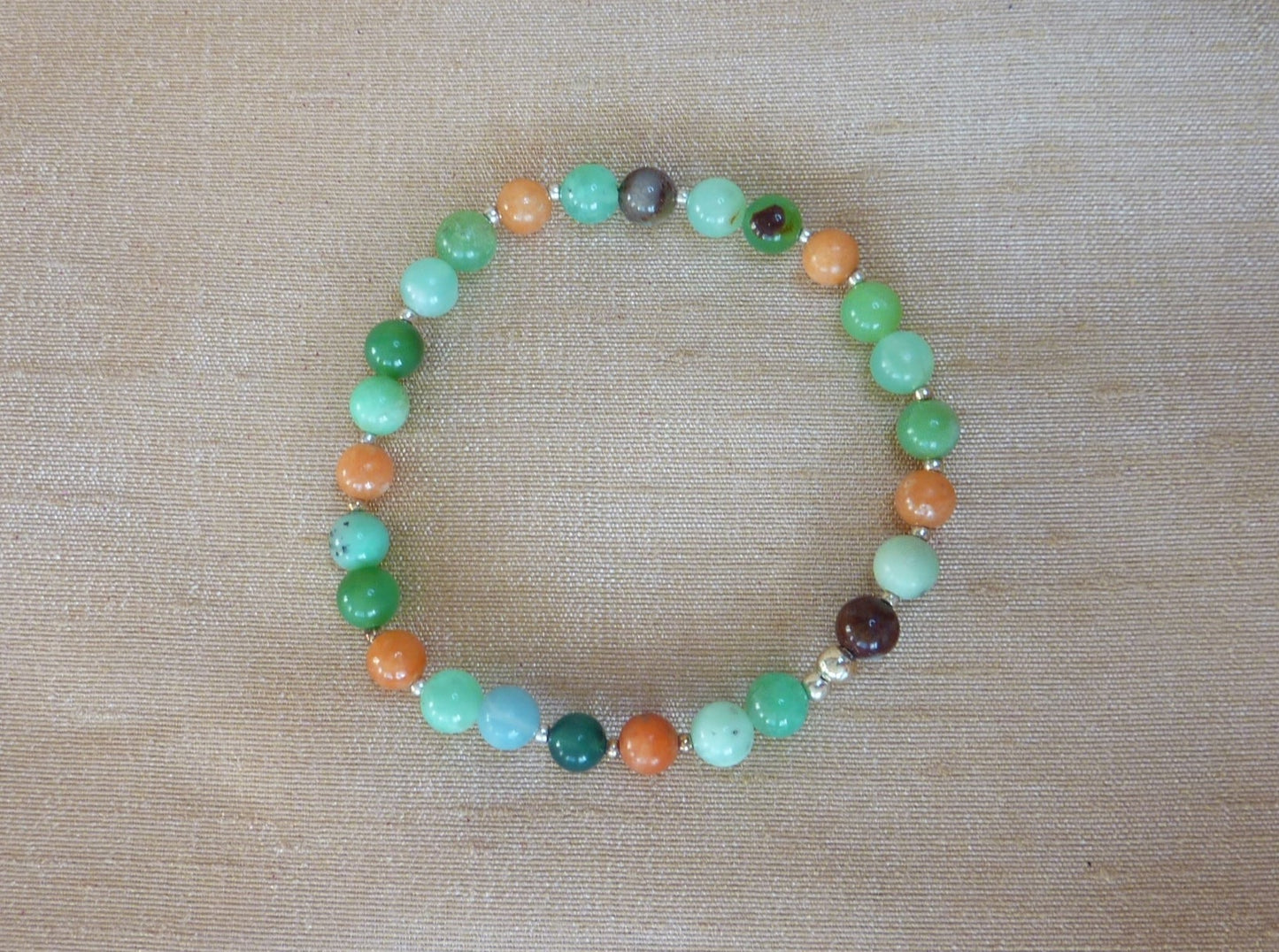 Bracelet joyeux de pierres semi-précieuses et perles d'argent - taille 17-17,5cm